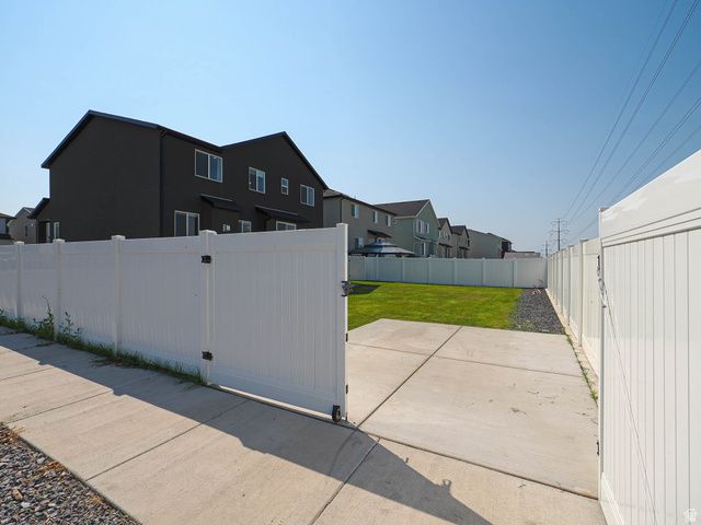 88 S KEAKI WOOD, Vineyard, UT 84059