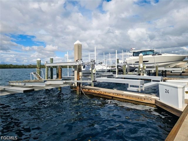 B24 4187 Bay Beach LN, Fort Myers Beach, FL 33931