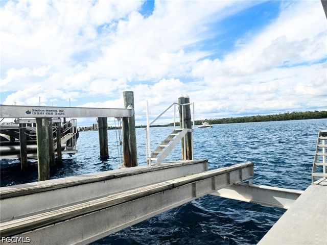 B24 4187 Bay Beach LN, Fort Myers Beach, FL 33931