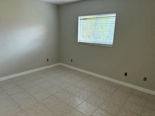 4413 Douglas Lane, Lehigh Acres, FL 33973