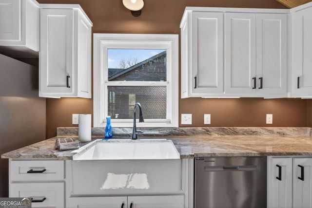 318 E Second Street, Blue Ridge, GA 30513