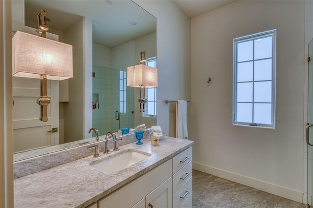 2807 Fault Line DR, Horseshoe Bay, TX 78657