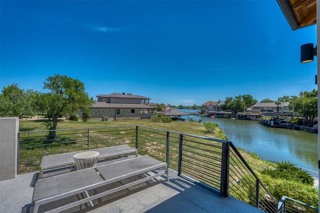 2807 Fault Line DR, Horseshoe Bay, TX 78657