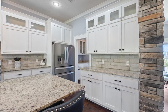 9 Castlepines Drive, Greenbrier, AR 72058