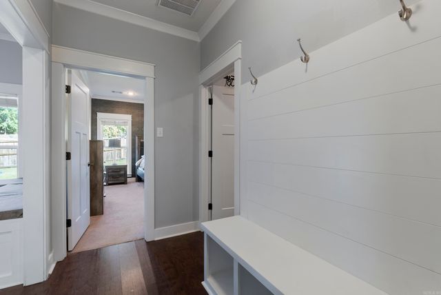 9 Castlepines Drive, Greenbrier, AR 72058