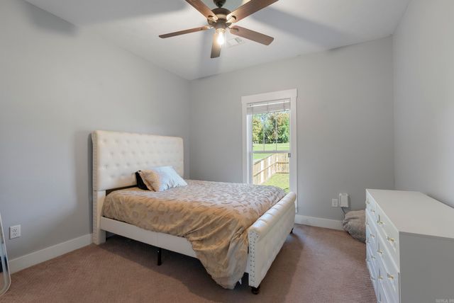 9 Castlepines Drive, Greenbrier, AR 72058