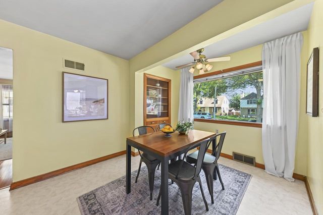 133 N 85th STREET, Wauwatosa, WI 53226