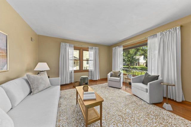 133 N 85th STREET, Wauwatosa, WI 53226