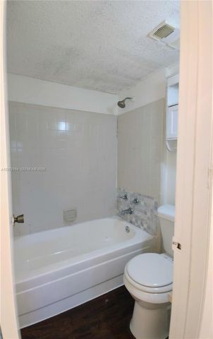 4241 W Mcnab Road 27, Pompano Beach, FL 33069