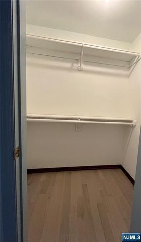 65 Fairview Street 2K, Palisades Park, NJ 07650