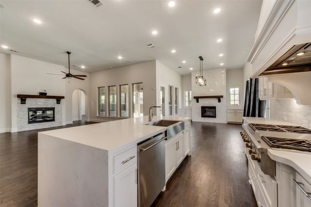 6887 Tranquility Court, Frisco, TX 75034