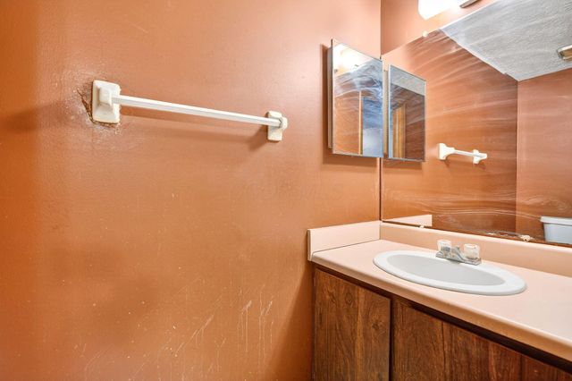 3466 WESTPOINT Drive, Columbus, OH 43232