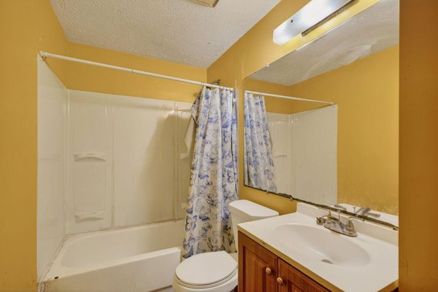 3466 WESTPOINT Drive, Columbus, OH 43232