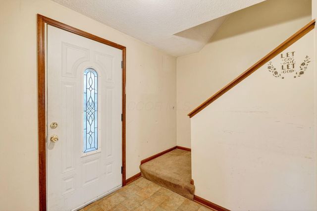 3466 WESTPOINT Drive, Columbus, OH 43232