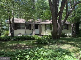 221 DUTCHESS RD, Chestertown, MD 21620