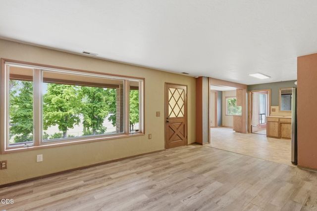 782 Covered Bridge Road, Rogue River, OR 97537