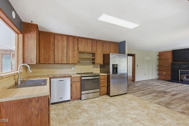 782 Covered Bridge Road, Rogue River, OR 97537