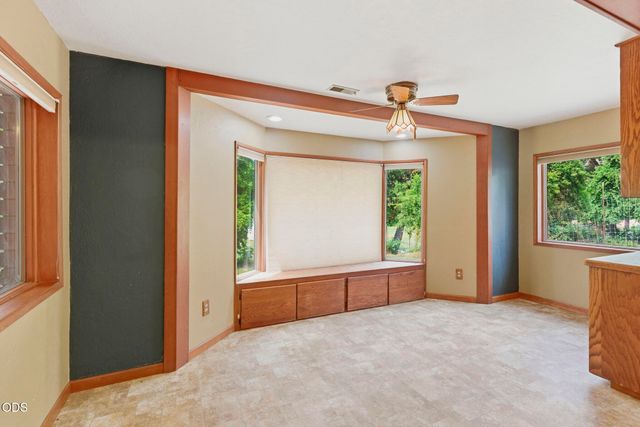 782 Covered Bridge Road, Rogue River, OR 97537