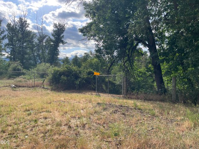 782 Covered Bridge Road, Rogue River, OR 97537