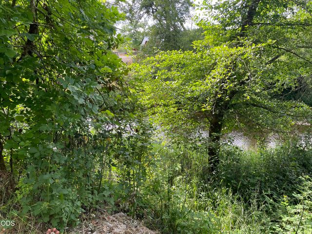 782 Covered Bridge Road, Rogue River, OR 97537
