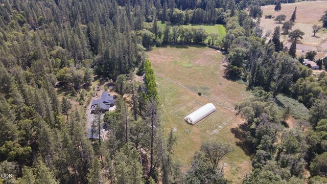 782 Covered Bridge Road, Rogue River, OR 97537