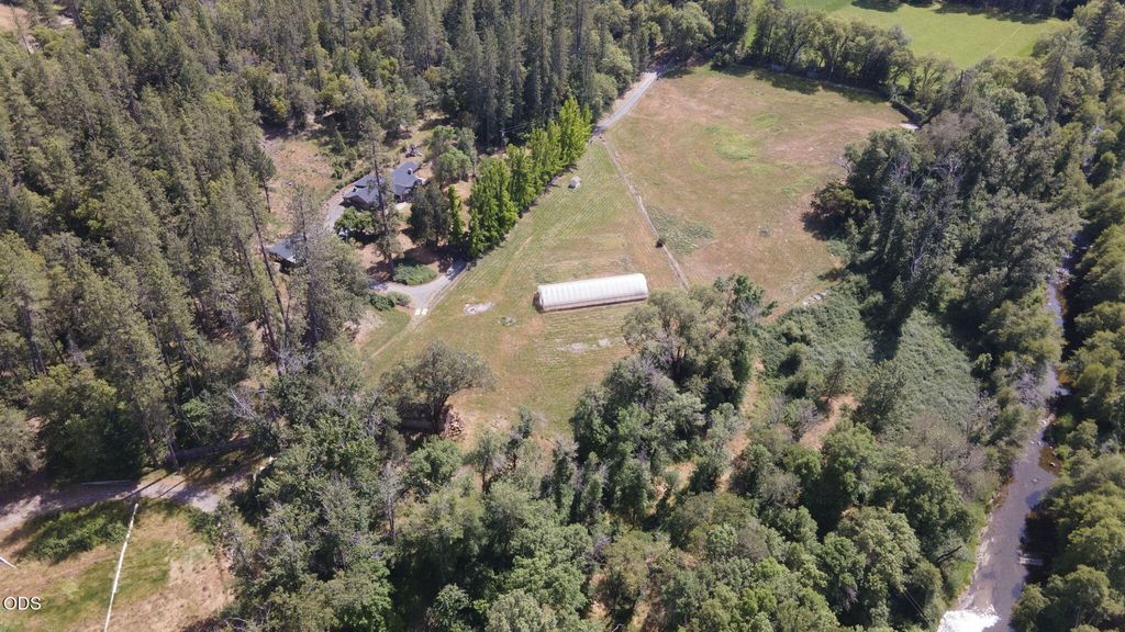 782 Covered Bridge Road, Rogue River, OR 97537