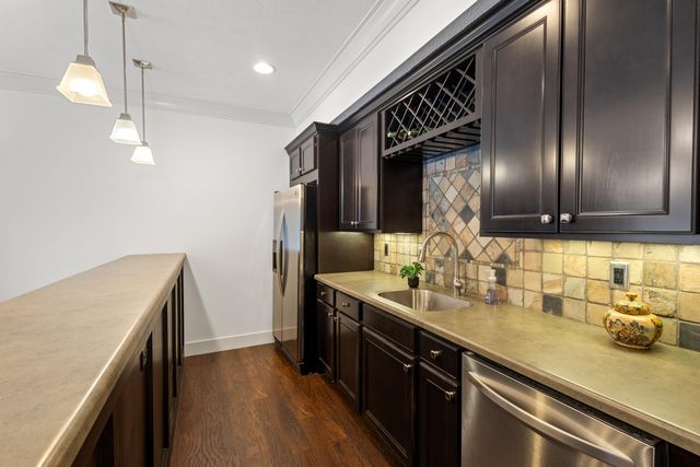 7182 Breton Woods Court, Texas Twp, MI 49009