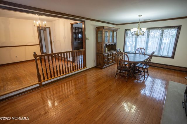 34 Douglas Street, Sayreville, NJ 08872