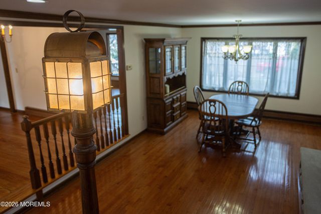 34 Douglas Street, Sayreville, NJ 08872