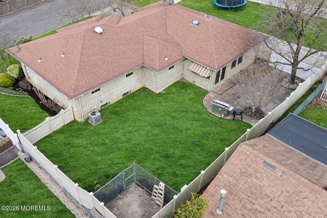 34 Douglas Street, Sayreville, NJ 08872