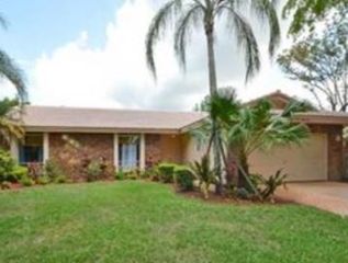 9853 NW 19th St, Coral Springs, FL 33071