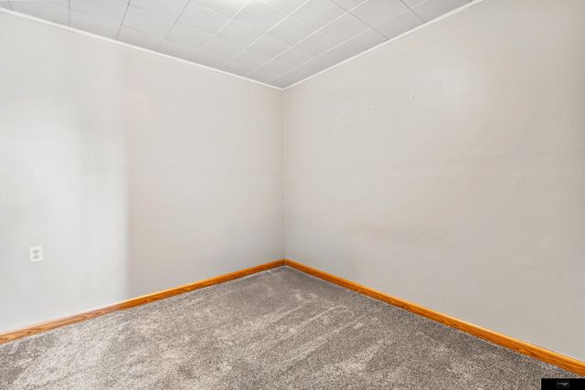 12941 Crown Point Avenue, Omaha, NE 68164