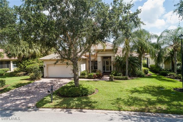 10304 Wishing Stone CT, Bonita Springs, FL 34135