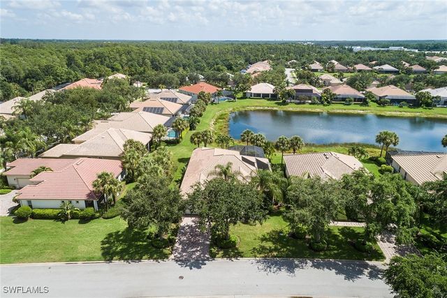 10304 Wishing Stone CT, Bonita Springs, FL 34135