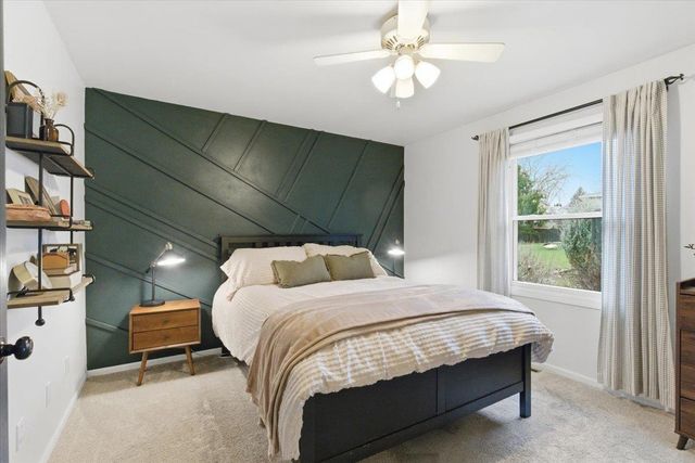 127 Thomson Lane, Oregon, WI 53575