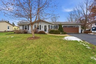127 Thomson Lane, Oregon, WI 53575