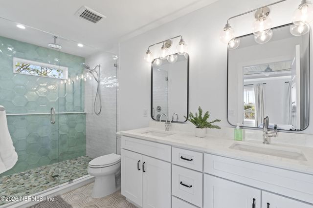 925 2ND Avenue S, Jacksonville Beach, FL 32250