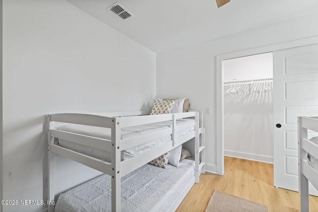925 2ND Avenue S, Jacksonville Beach, FL 32250