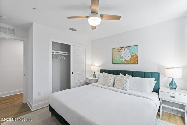 925 2ND Avenue S, Jacksonville Beach, FL 32250