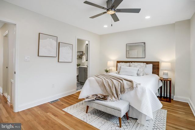 720 DECATUR ST NE, Washington, DC 20017