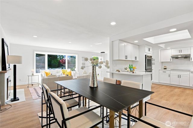 17219 NE 16th Place, Bellevue, WA 98008