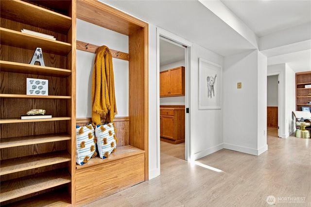 17219 NE 16th Place, Bellevue, WA 98008