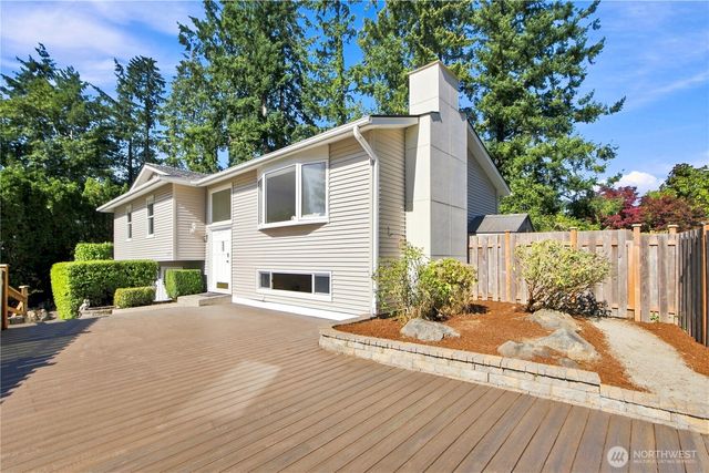 17219 NE 16th Place, Bellevue, WA 98008