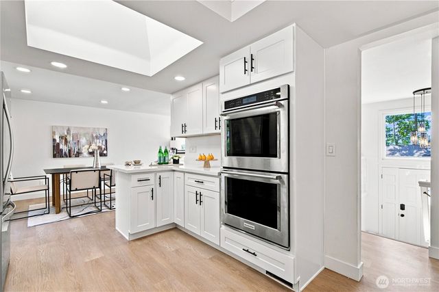 17219 NE 16th Place, Bellevue, WA 98008