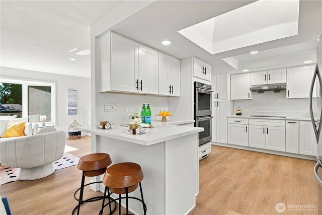 17219 NE 16th Place, Bellevue, WA 98008