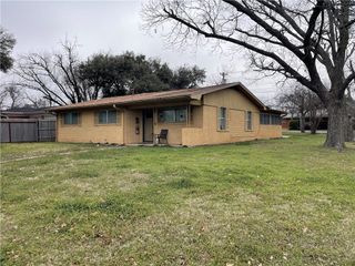 848 N 57th Street, Waco, TX 76710