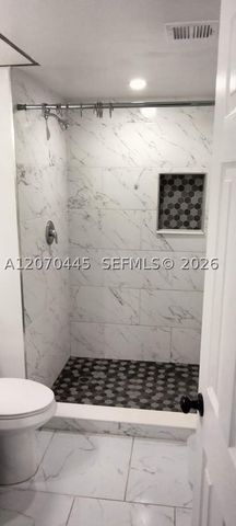 3001 NW 48th Ave 333, Lauderdale Lakes, FL 33313