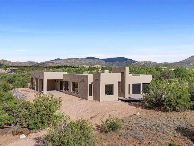 19 Anasazi Trail, Sandia Park, NM 87047