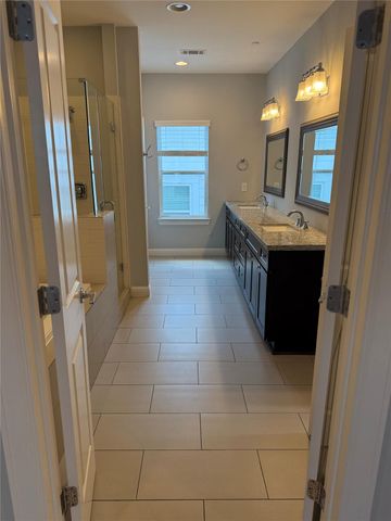 2522 Hutchins Street, Houston, TX 77004