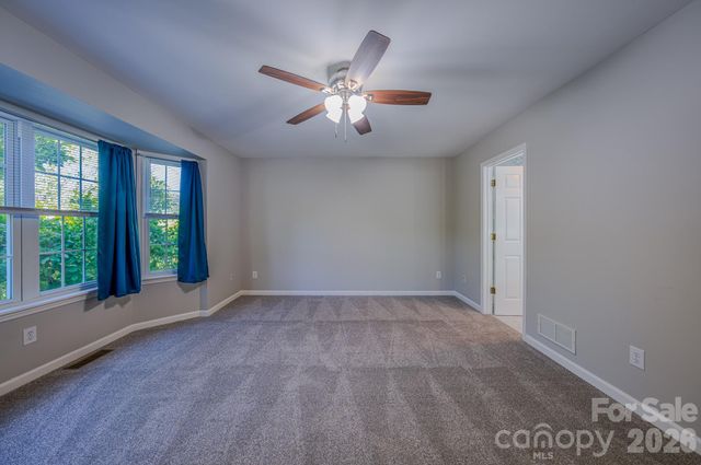 102 Forest Lake Drive, Asheville, NC 28803